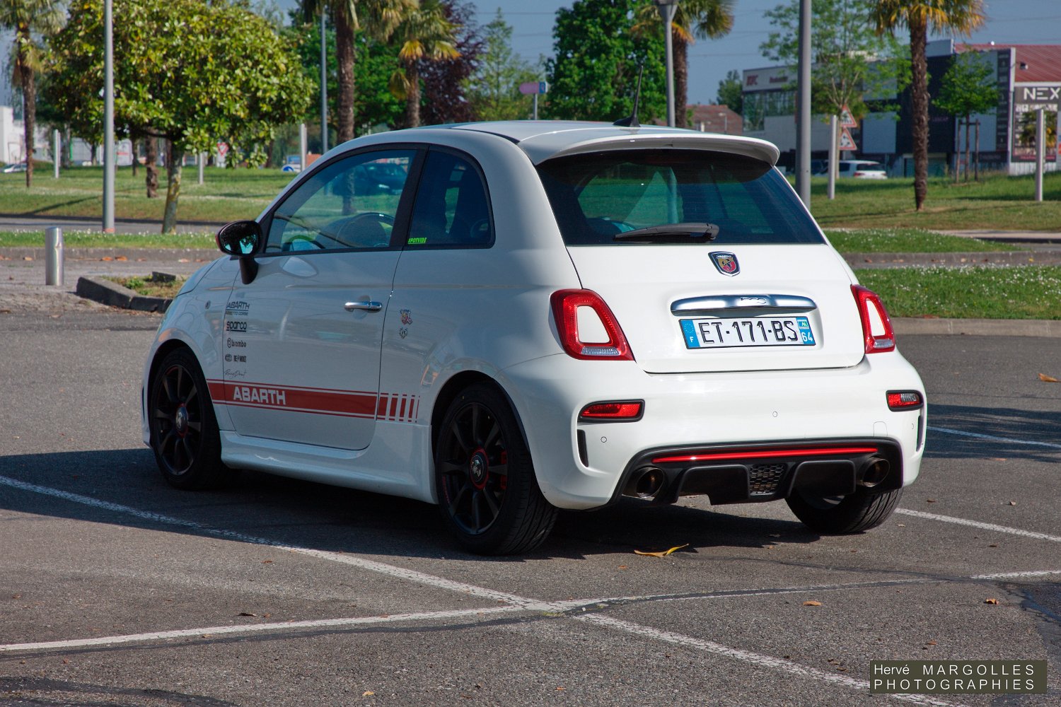 Fiat 500 Abarth-02.jpg